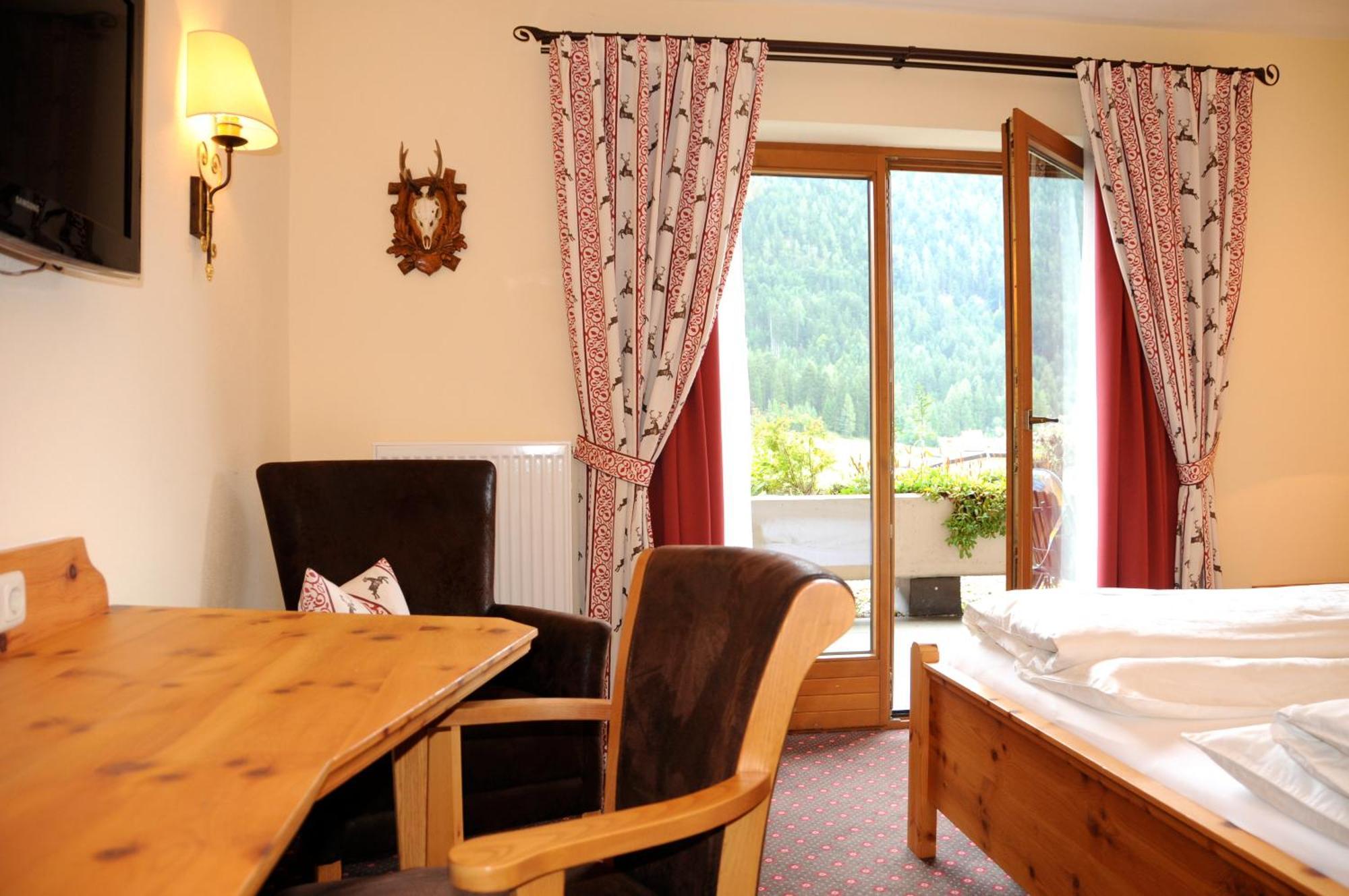 Hotel Neuwirt Brandenberg Szoba fotó